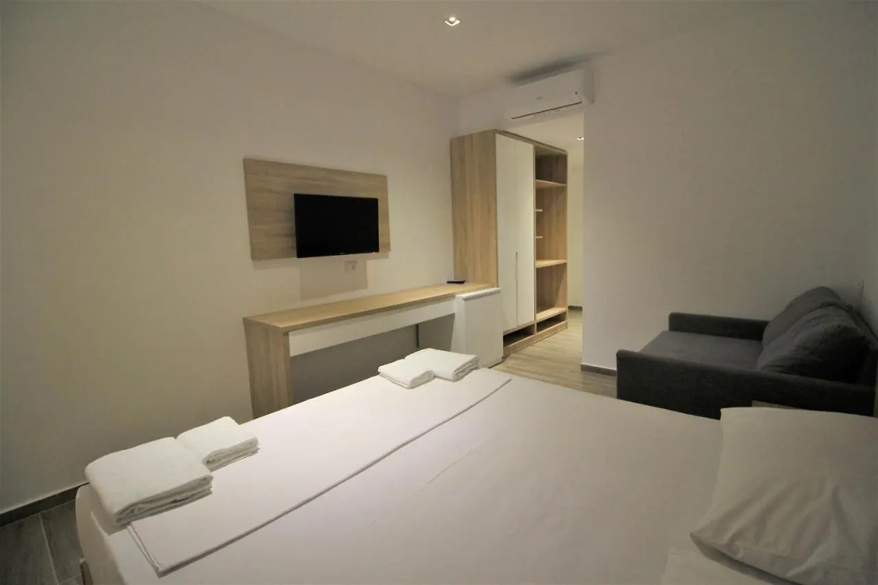 Hotel Ksamili  Ksamil