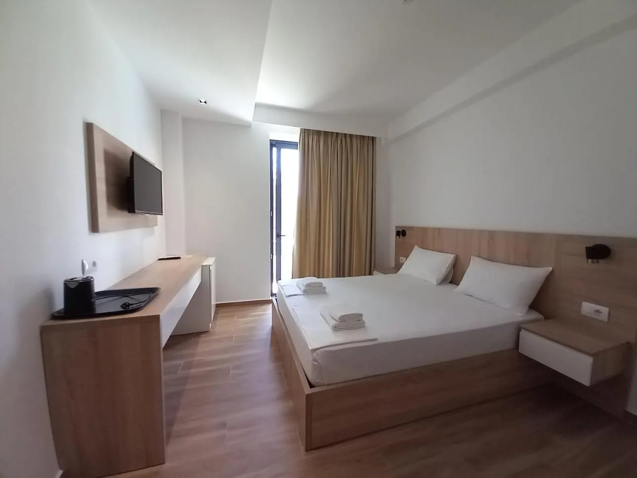 Hotel Ksamili 3*, كساميل ألبانيا
